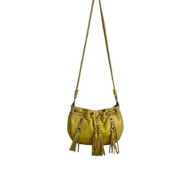B Makowsky Crossbody Bag Purse Yellow Metal Hardware Leather Fringe Tassel - Picture 1 of 16